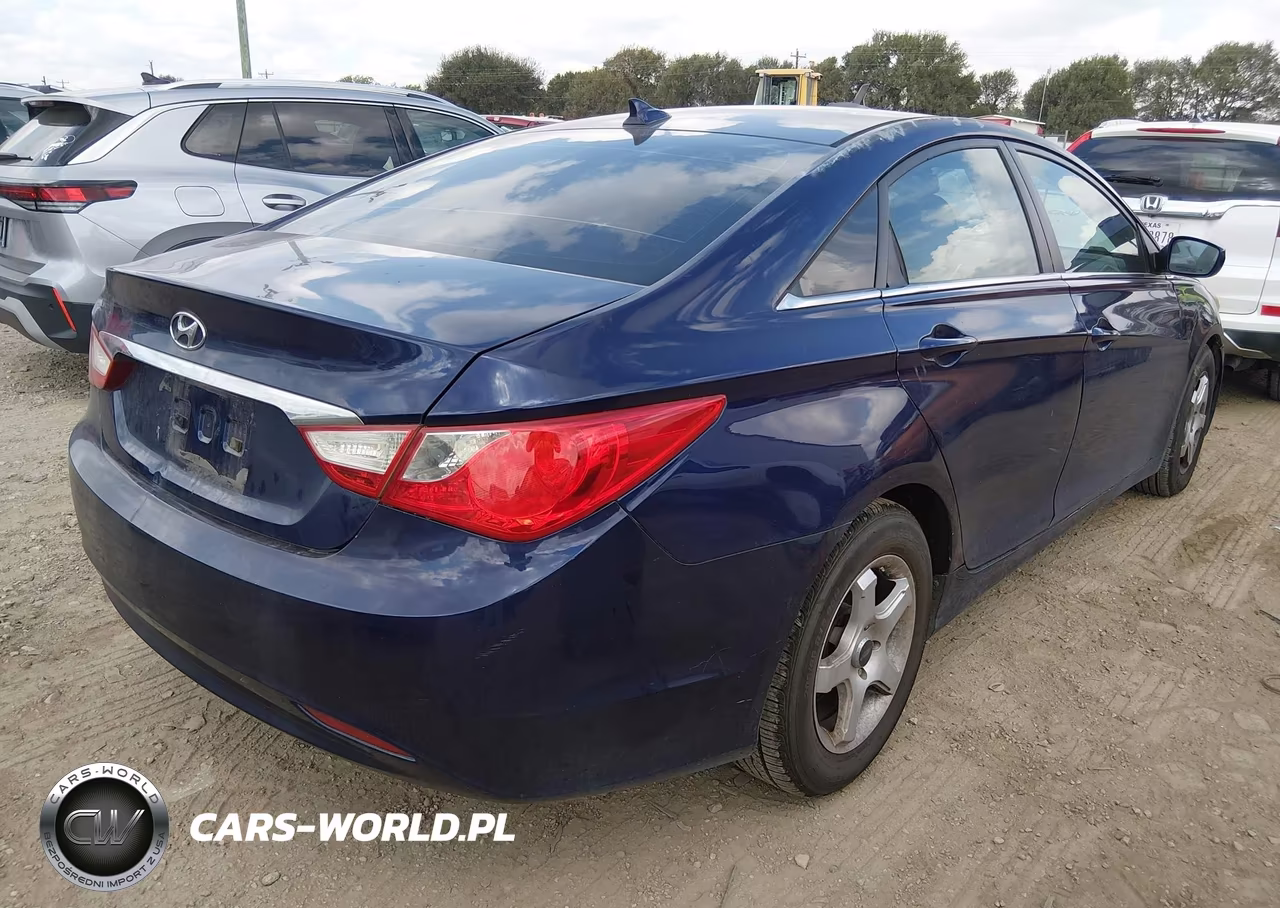 2013 Hyundai Sonata Gls VIN:5NPEB4AC8DH605618 - 4