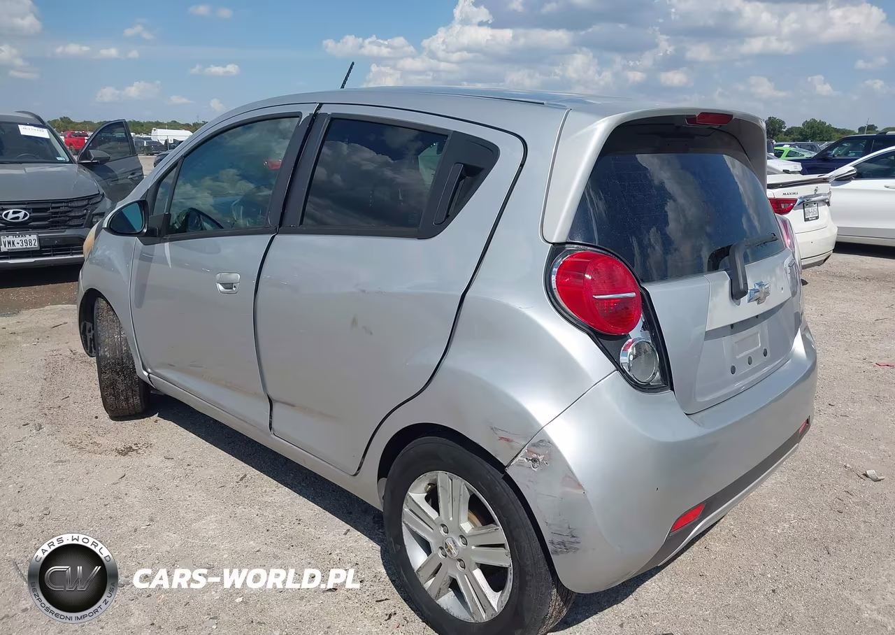 2013 Chevrolet Spark Ls Auto VIN:KL8CB6S91DC568664 - 3