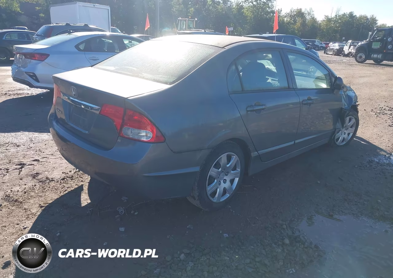 2010 Honda Civic Lx VIN:2HGFA1F5XAH544021 - 4