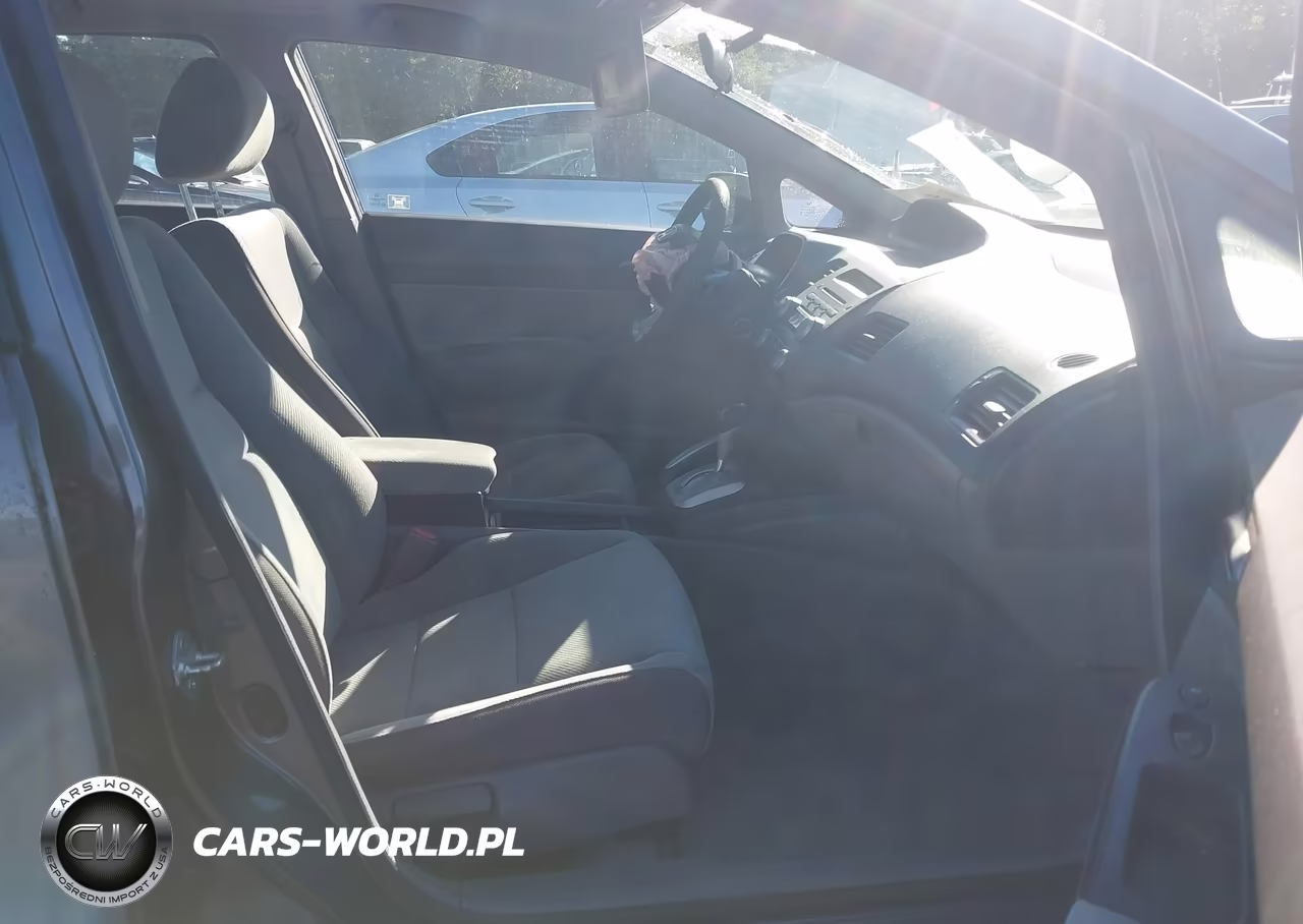 2010 Honda Civic Lx VIN:2HGFA1F5XAH544021 - 5