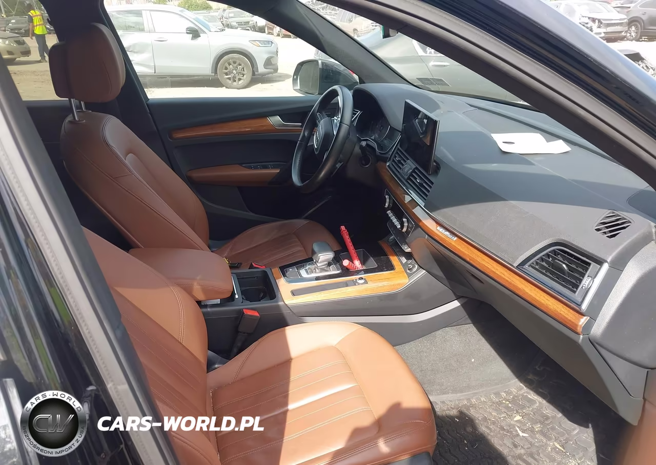 2021 Audi Q5 Premium 45 Tfsi Quattro S Tronic VIN:WA1AAAFY5M2133569 - 5