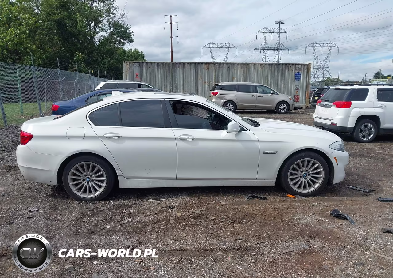 2013 BMW 535I VIN:WBAFR7C57DC823588 - 13