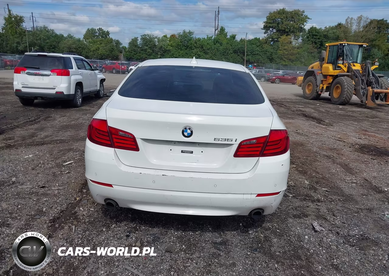 2013 BMW 535I VIN:WBAFR7C57DC823588 - 16
