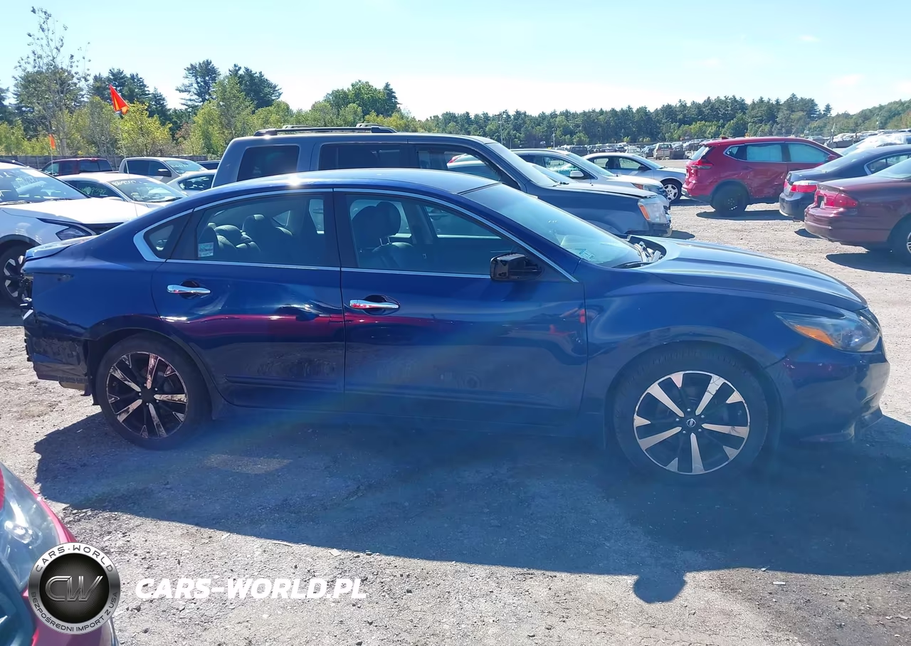 2018 Nissan Altima 2.5 Sr VIN:1N4AL3AP1JC105063 - 14