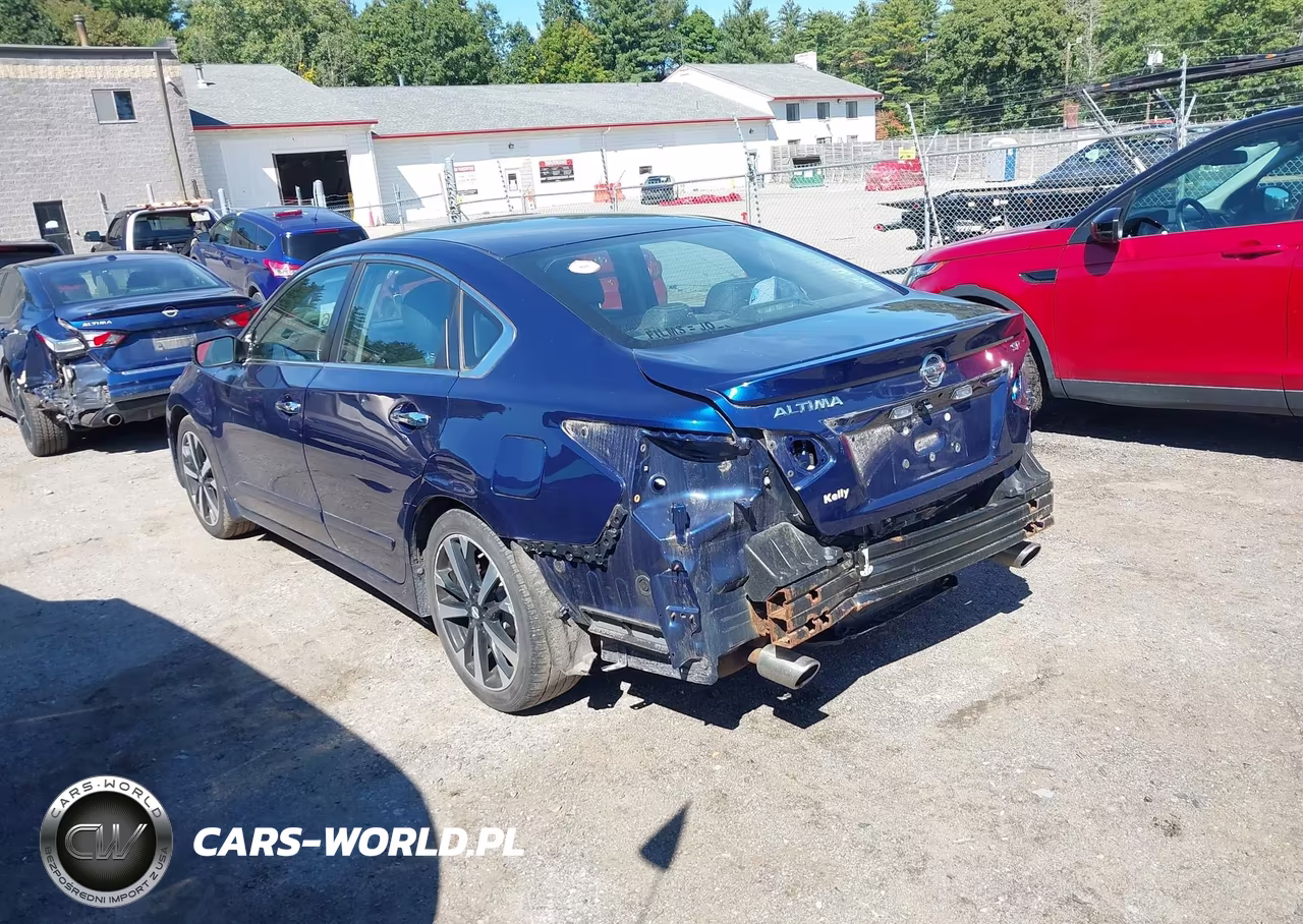 2018 Nissan Altima 2.5 Sr VIN:1N4AL3AP1JC105063 - 3