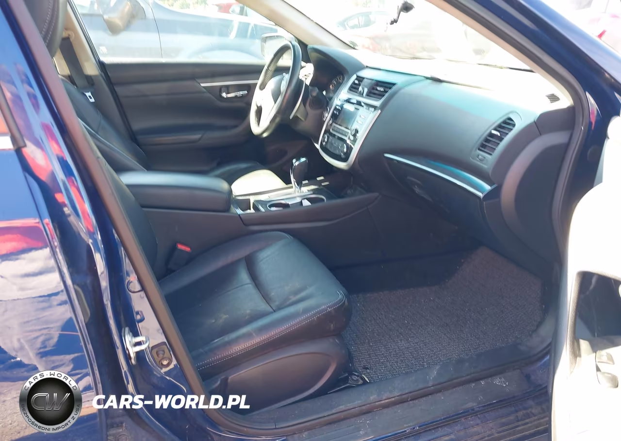 2018 Nissan Altima 2.5 Sr VIN:1N4AL3AP1JC105063 - 5