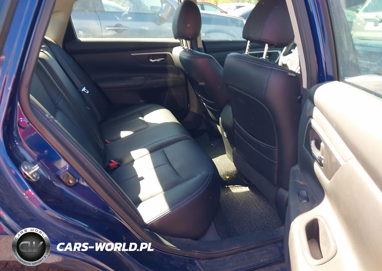 2018 Nissan Altima 2.5 Sr VIN:1N4AL3AP1JC105063 - 8