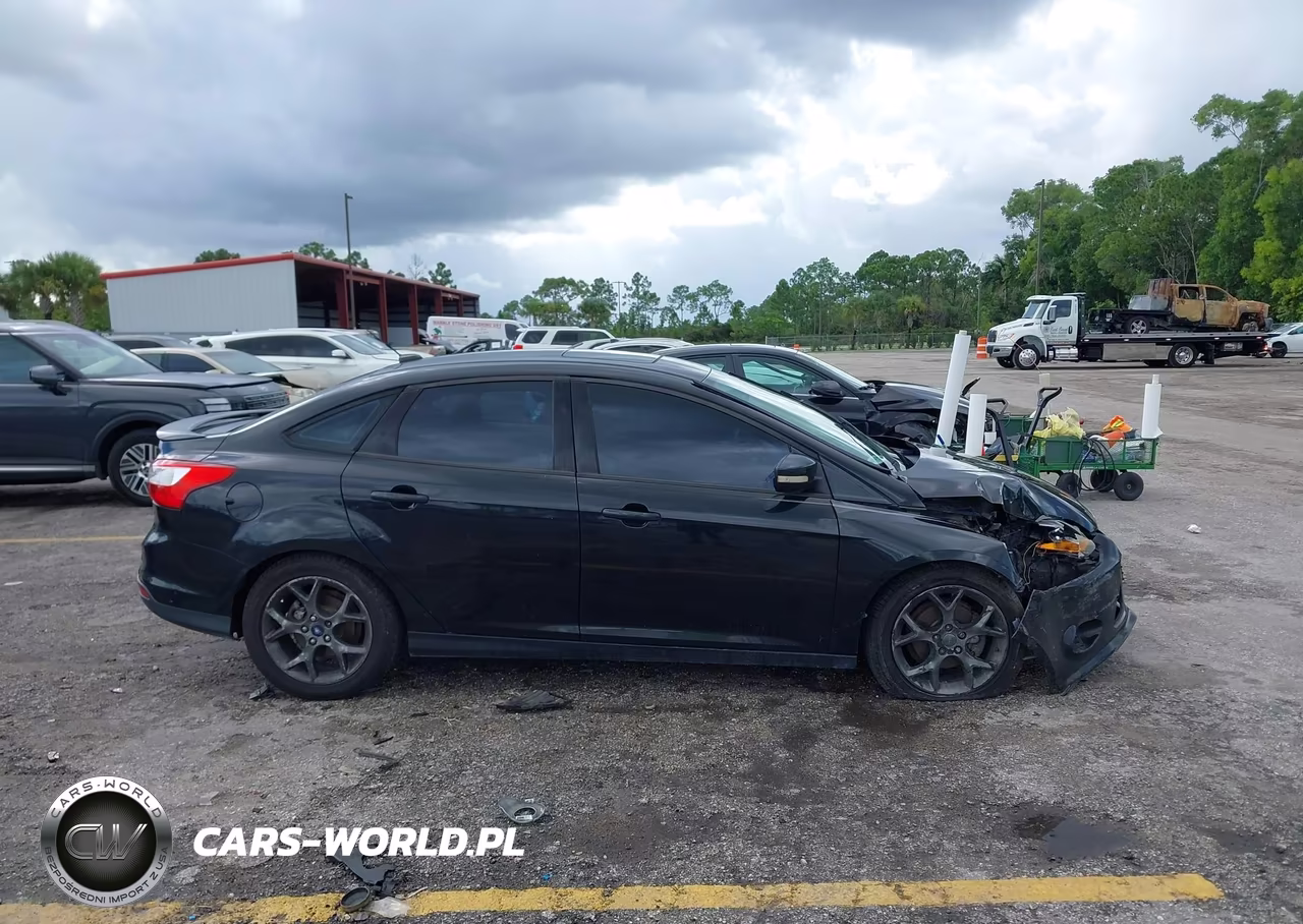2014 Ford Focus Se VIN:1FADP3F25EL371139 - 13