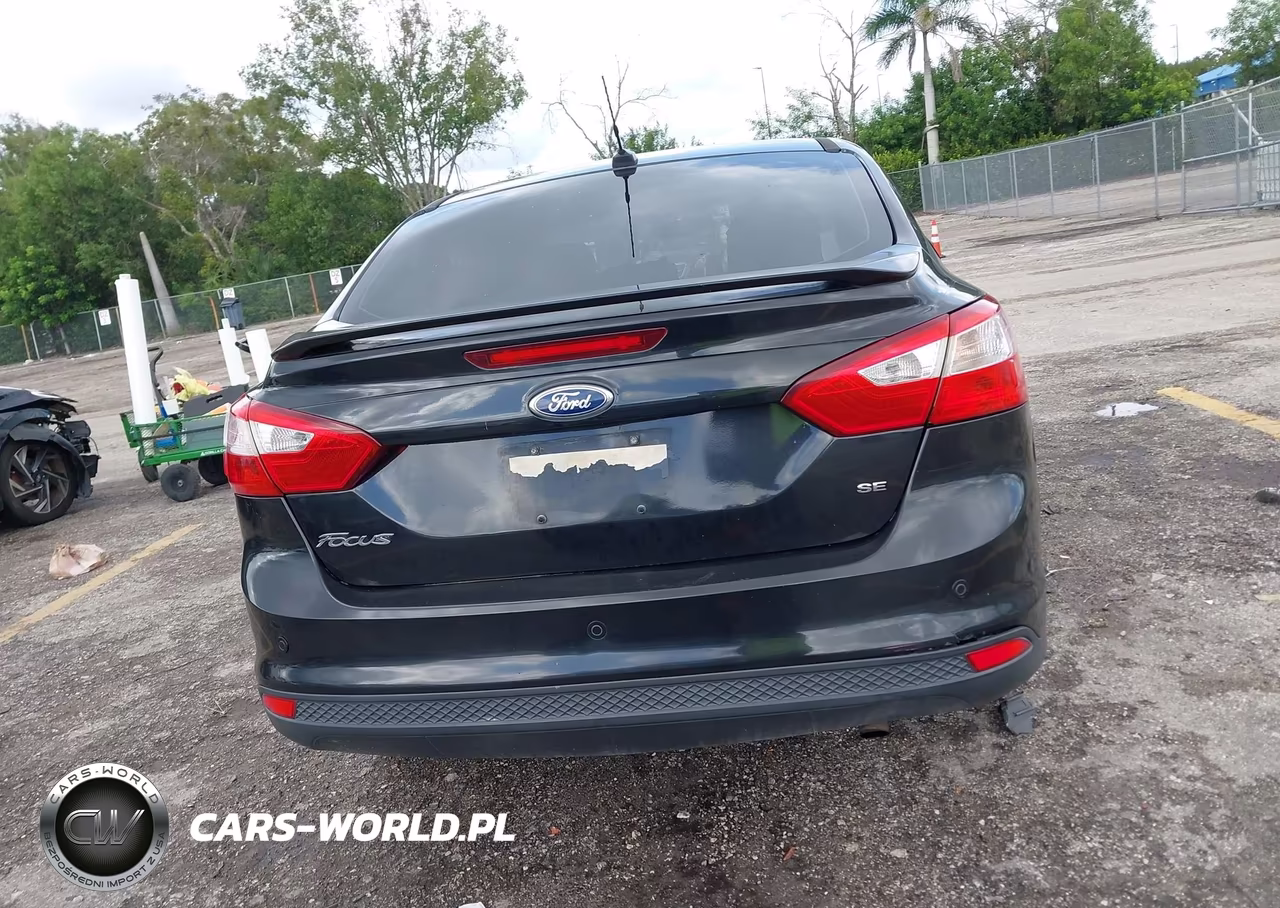 2014 Ford Focus Se VIN:1FADP3F25EL371139 - 16