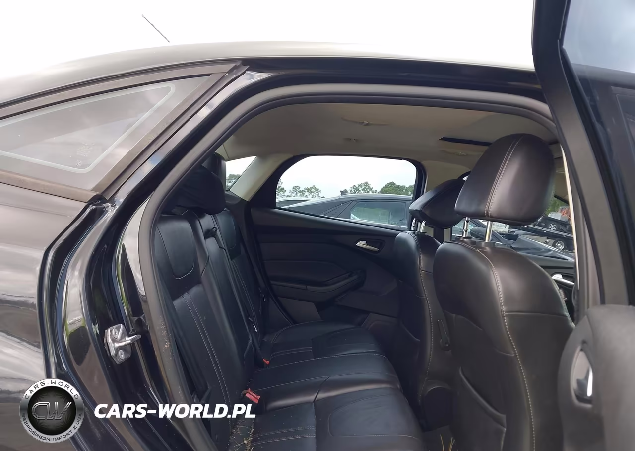 2014 Ford Focus Se VIN:1FADP3F25EL371139 - 8