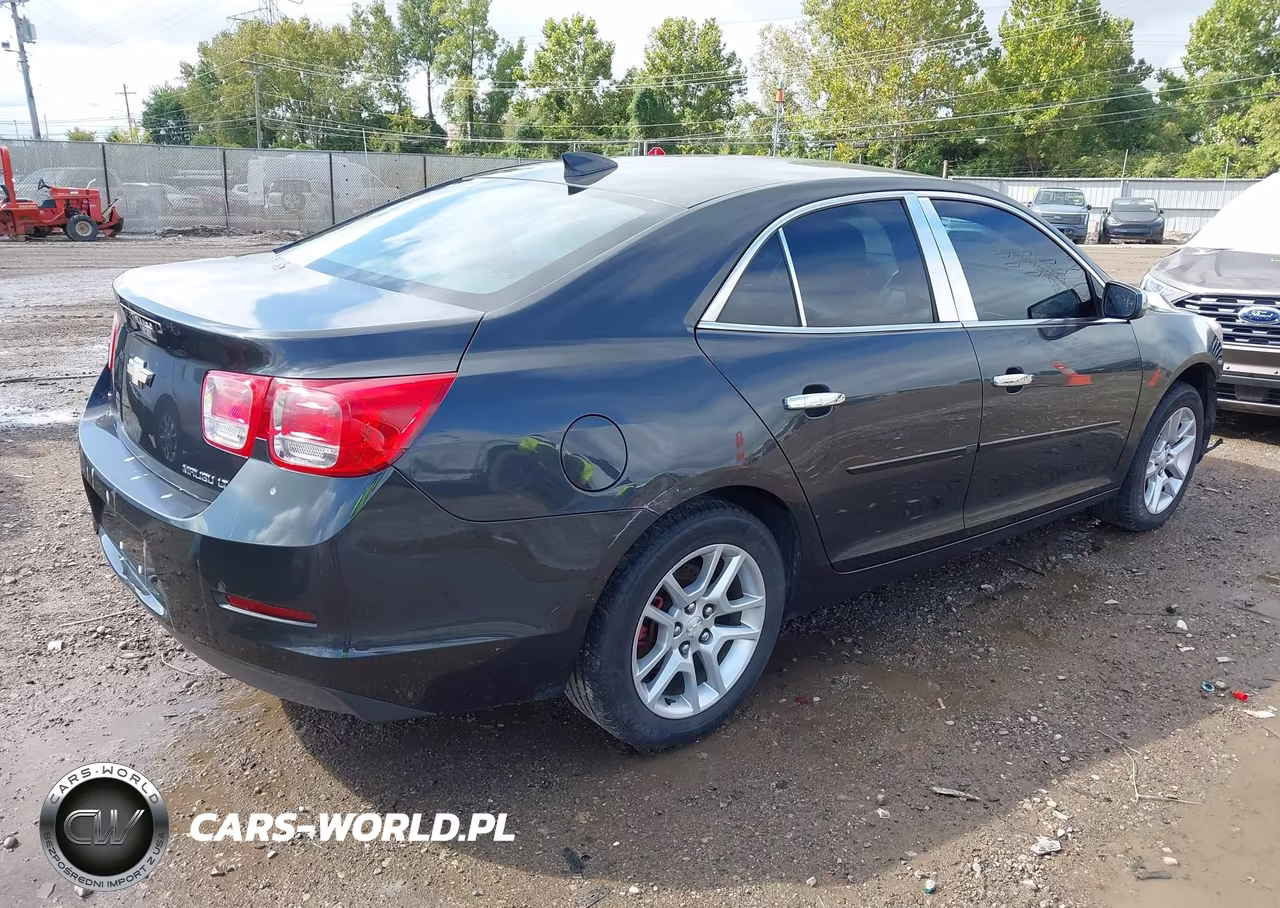 2015 Chevrolet Malibu 1Lt VIN:1G11C5SLXFF279892 - 4