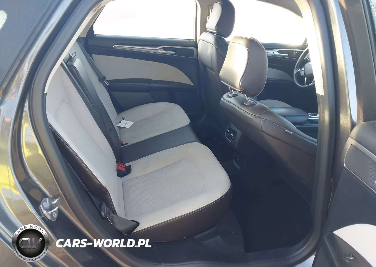 2020 Ford Fusion Se VIN:3FA6P0HD5LR184276 - 8