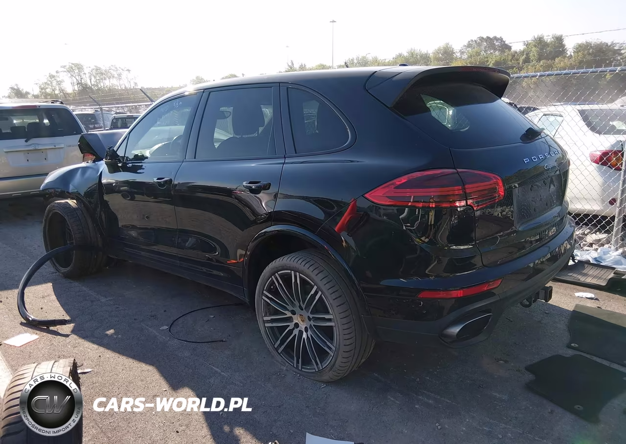 2017 Porsche Cayenne Platinum Edition VIN:WP1AA2A25HKA80407 - 3
