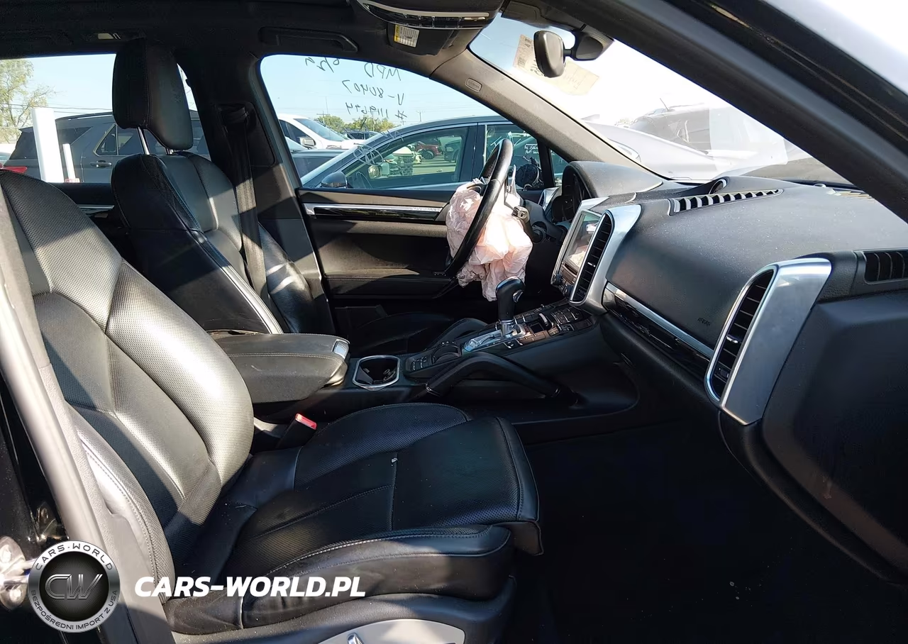 2017 Porsche Cayenne Platinum Edition VIN:WP1AA2A25HKA80407 - 5