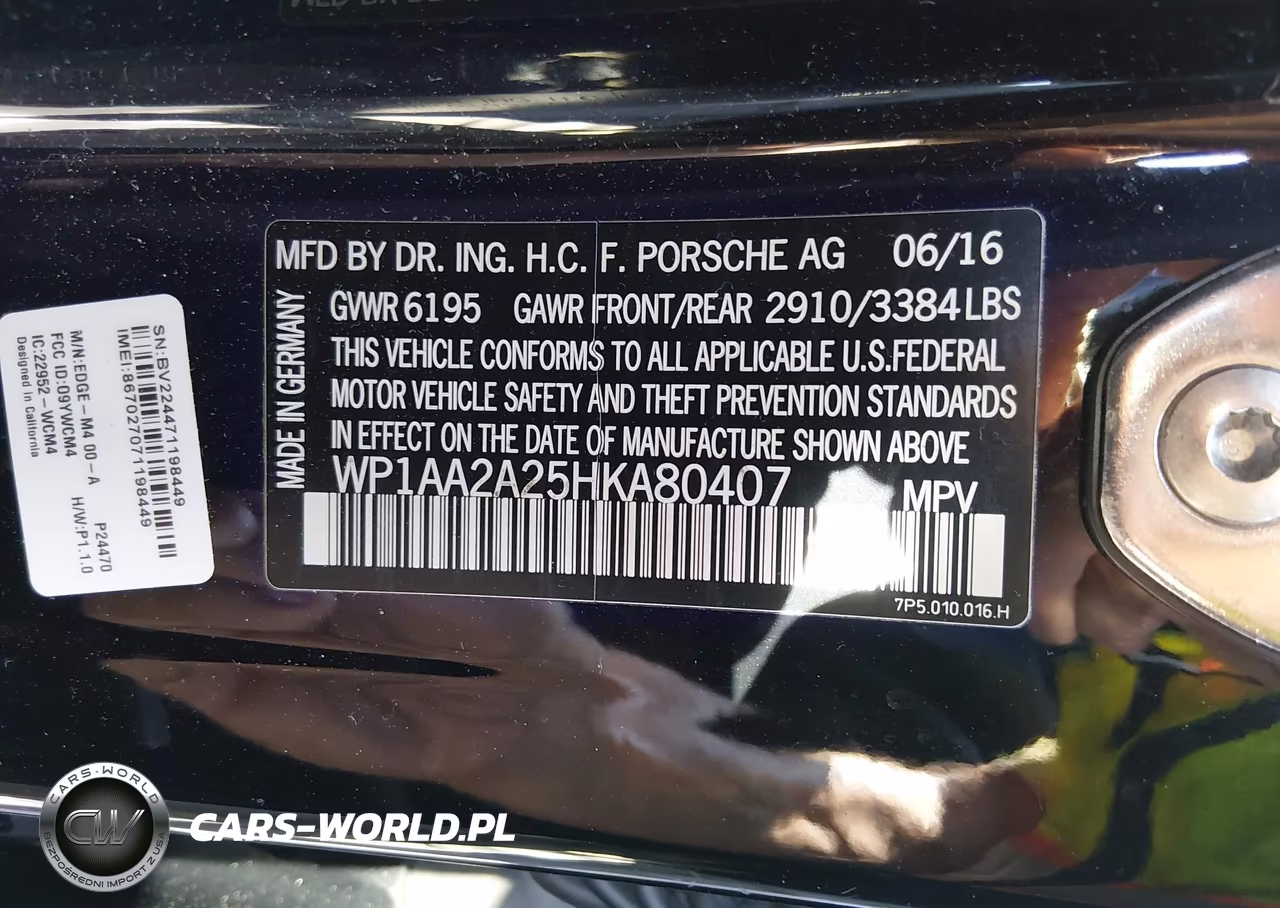 2017 Porsche Cayenne Platinum Edition VIN:WP1AA2A25HKA80407 - 9