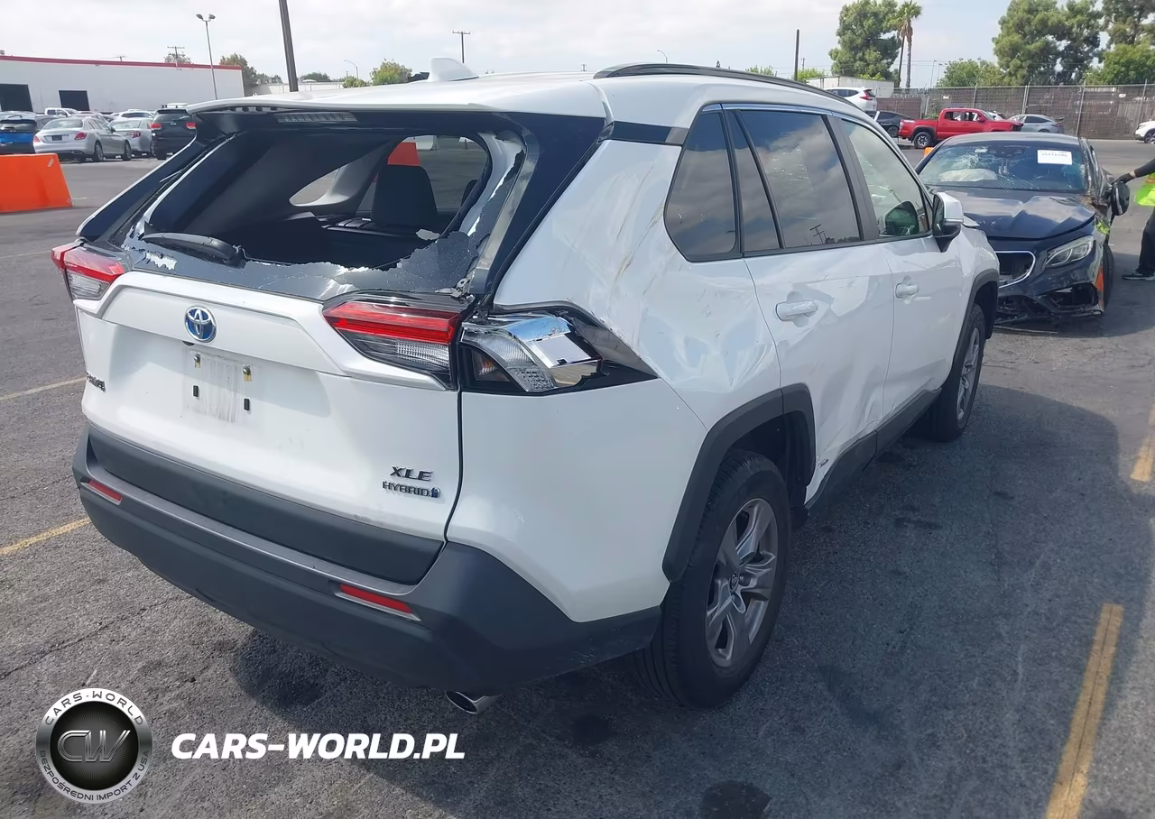 2024 Toyota Rav4 Hybrid Xle VIN:JTMRWRFV1RD215504 - 4