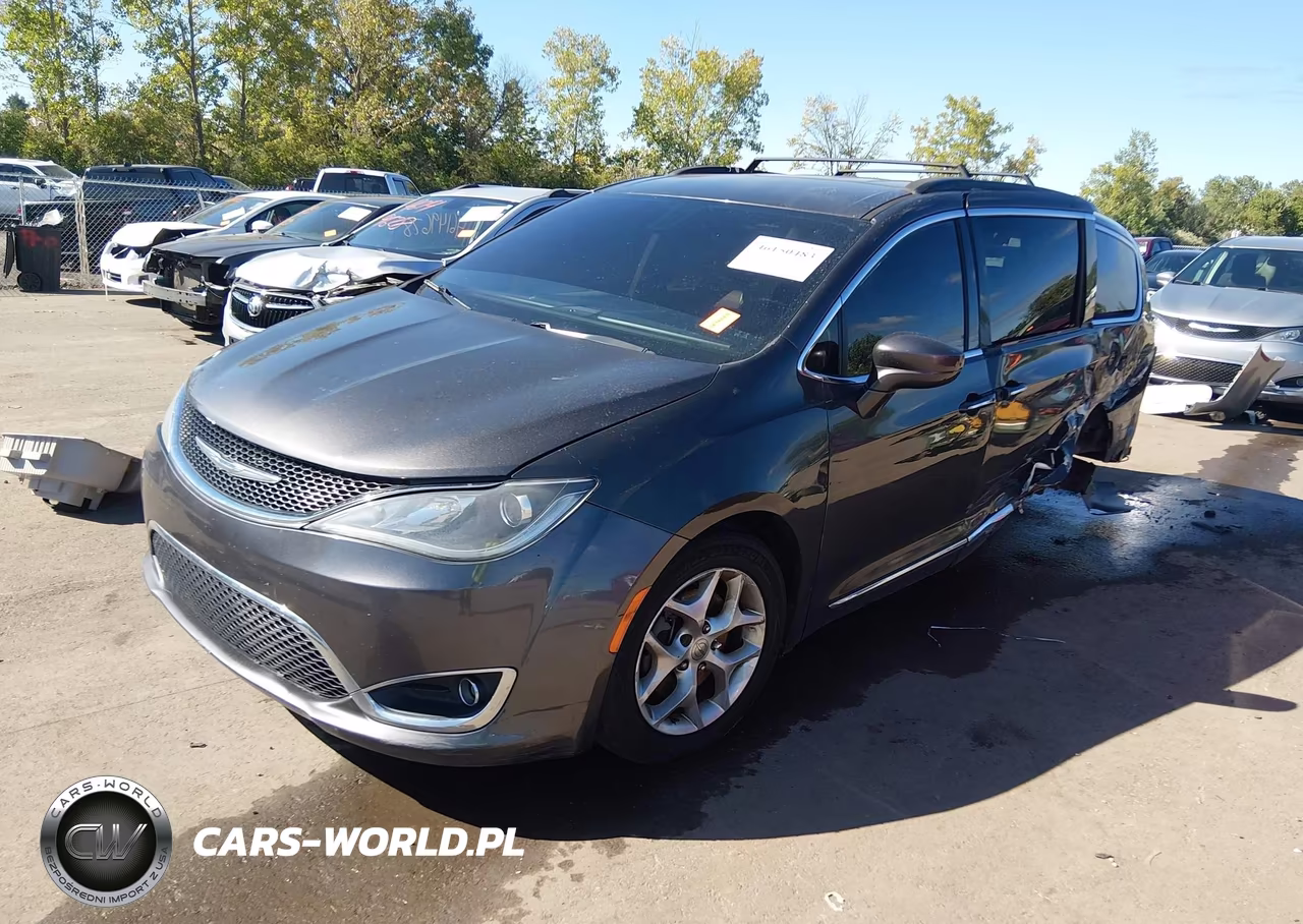 2017 Chrysler Pacifica Touring-L VIN:2C4RC1BG1HR560755 - 2
