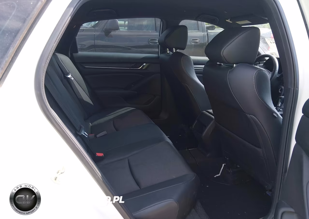 2019 Honda Accord Sport VIN:1HGCV1F3XKA166367 - 8
