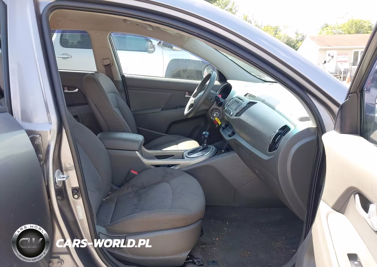 2015 Kia Sportage Lx VIN:KNDPBCAC9F7773682 - 5