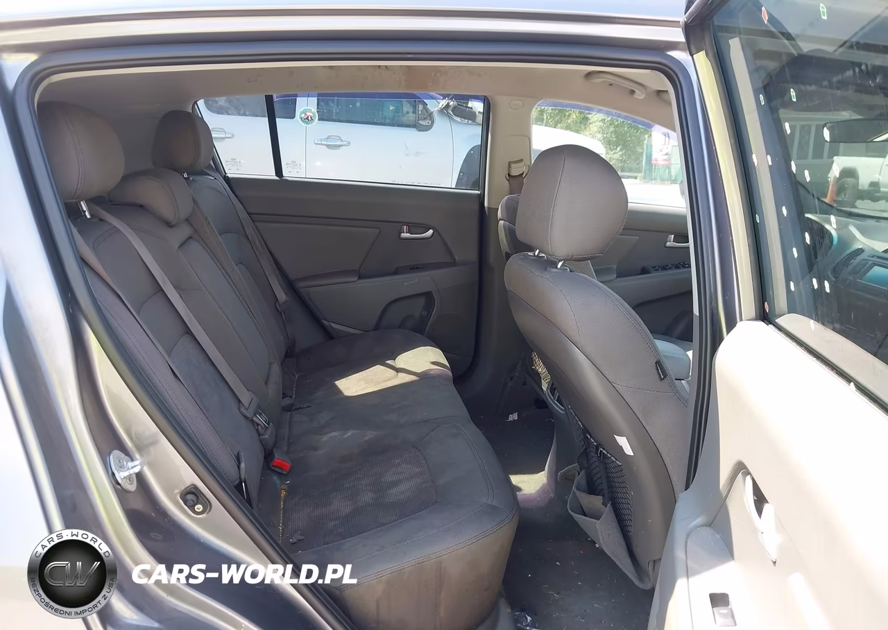 2015 Kia Sportage Lx VIN:KNDPBCAC9F7773682 - 8