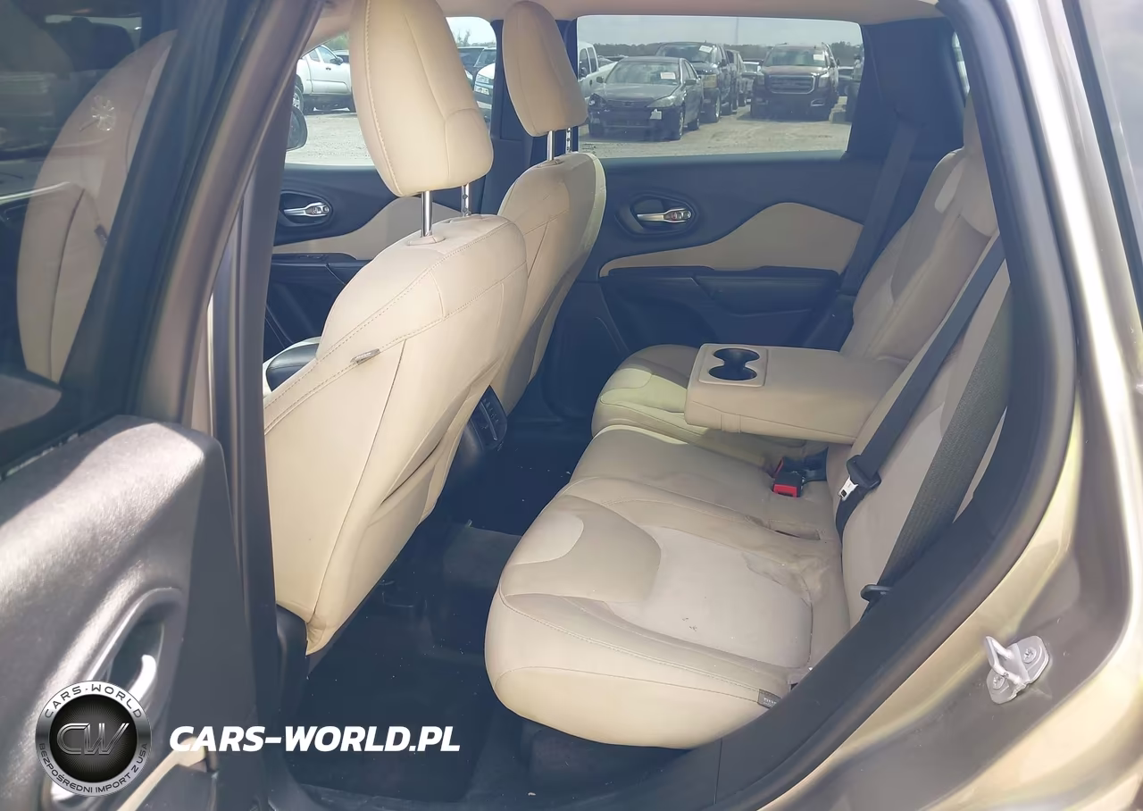 2016 Jeep Cherokee Sport VIN:1C4PJLAB9GW371033 - 13