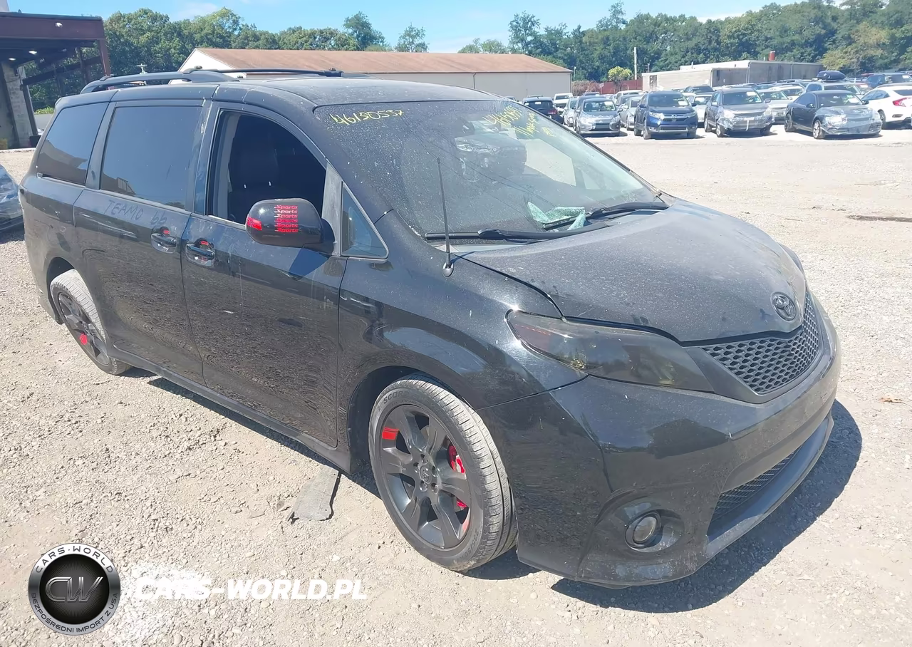 2011 Toyota Sienna Se