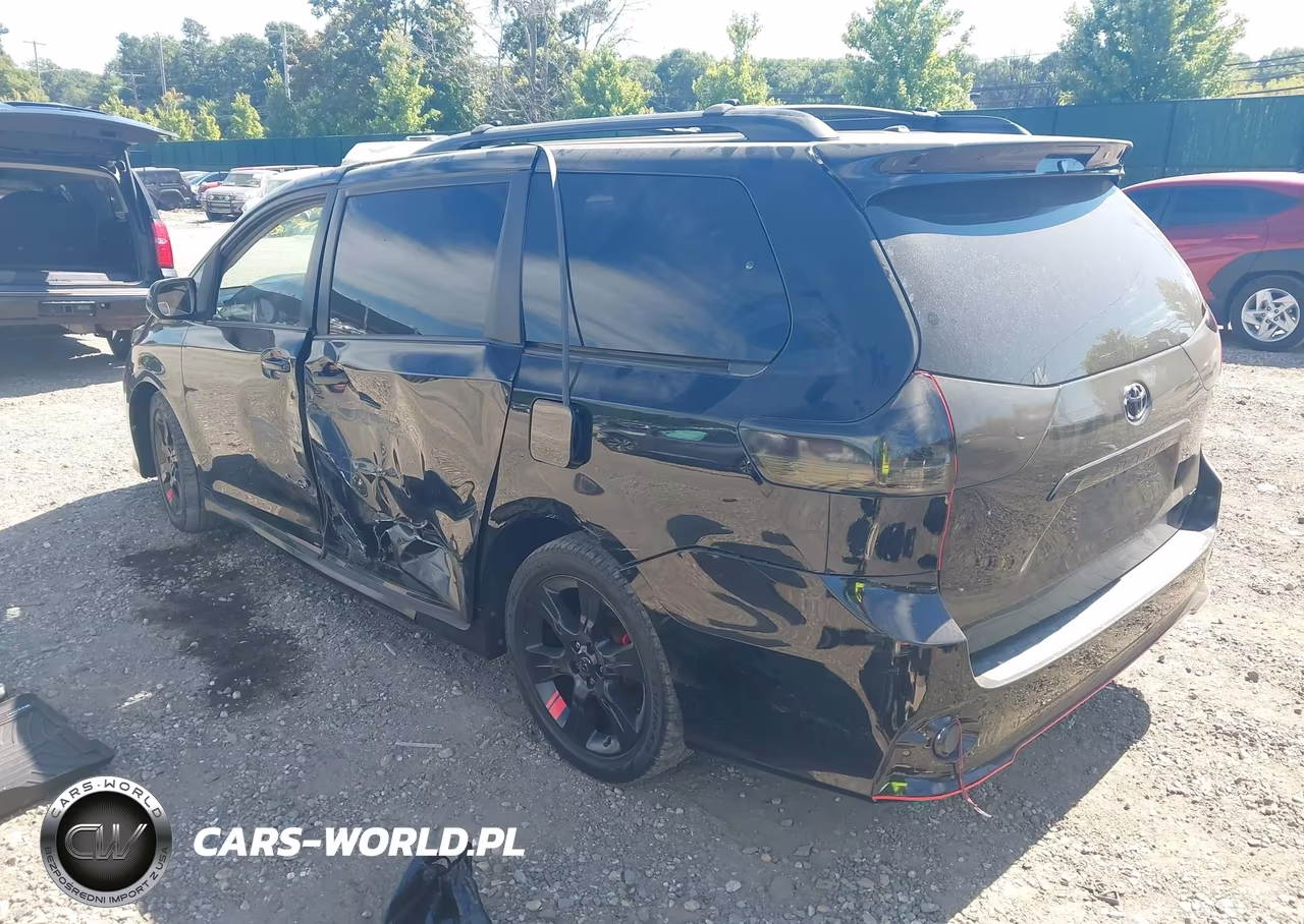2011 Toyota Sienna Se VIN:5TDXK3DC6BS037522 - 3