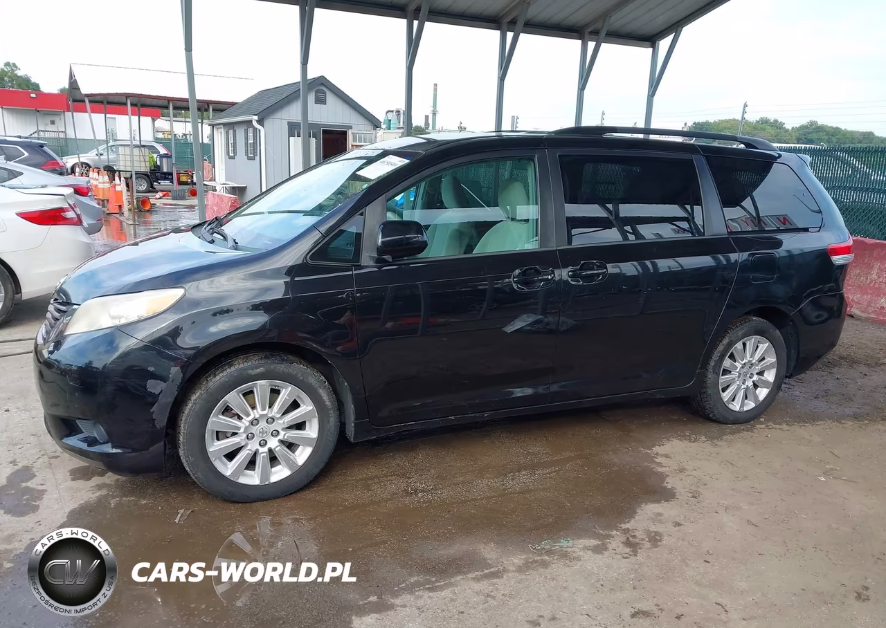 2013 Toyota Sienna Le 7 Passenger VIN:5TDJK3DC8DS070482 - 19