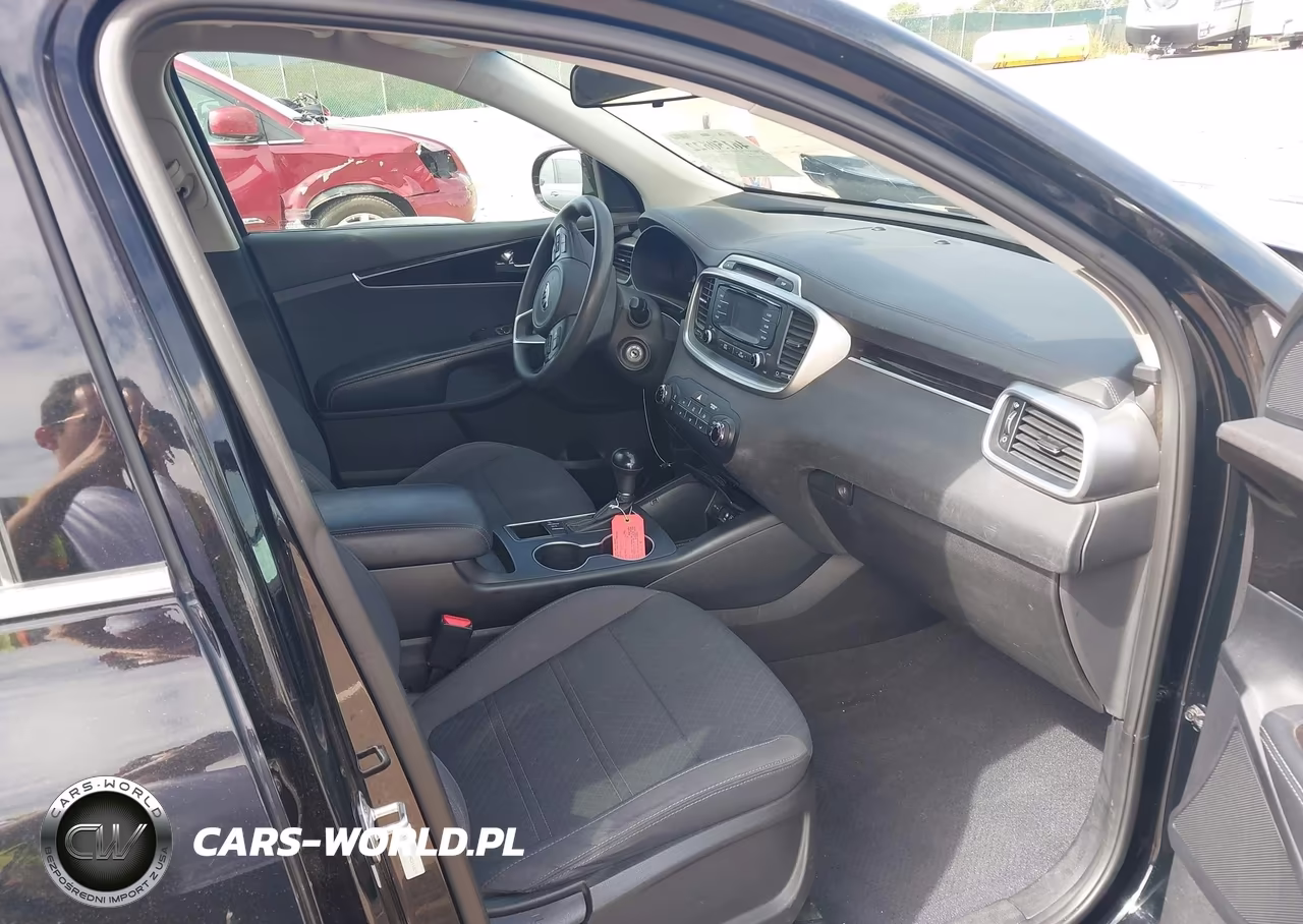 2017 Kia Sorento 3.3L Lx VIN:5XYPGDA5XHG241629 - 5