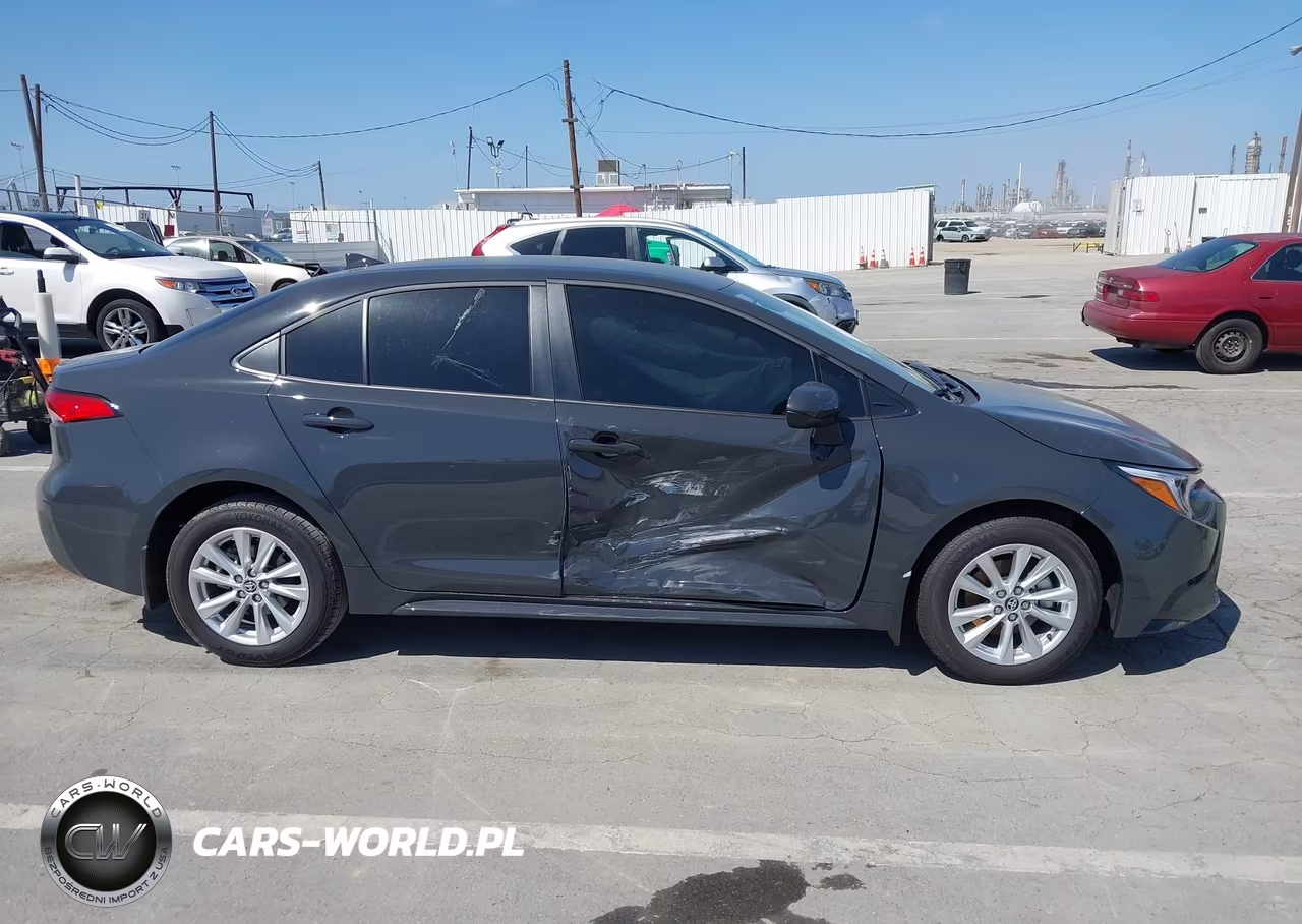 2026 Toyota Corolla Hybrid Hybrid Le VIN:JTDBCMFE2T3162399 - 13
