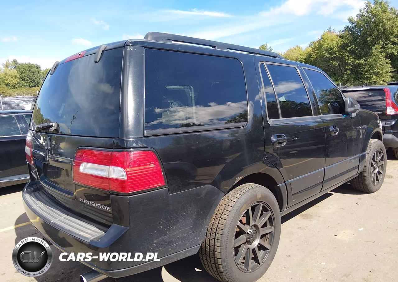 2008 Lincoln Navigator VIN:5LMFU28548LJ00227 - 4
