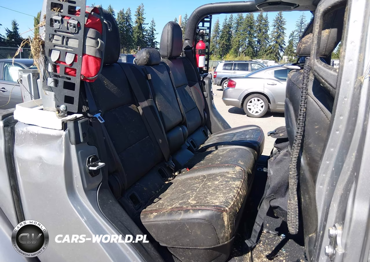 2021 Jeep Gladiator Rubicon VIN:1C6JJTBGXML537967 - 8