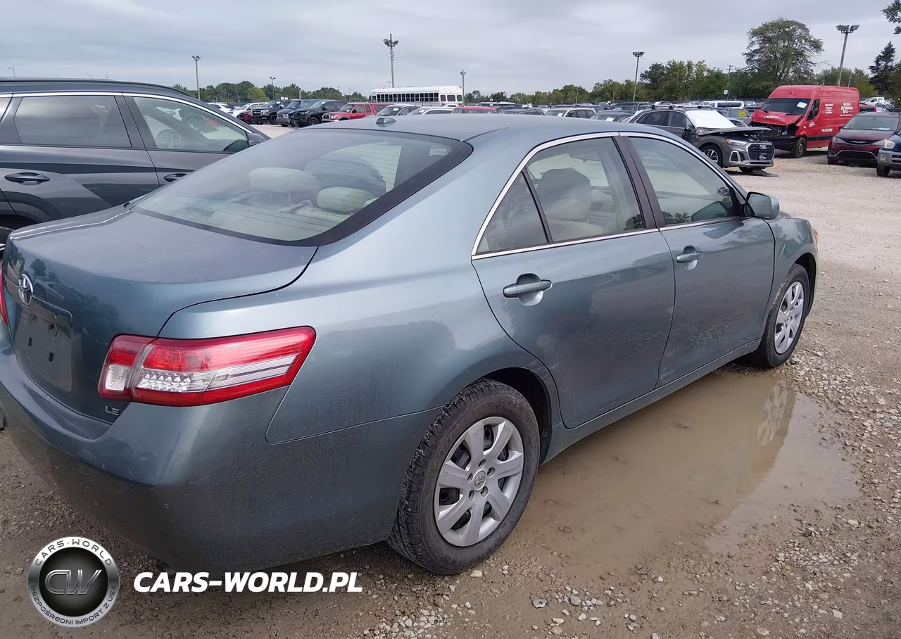 2010 Toyota Camry Le VIN:4T4BF3EK6AR044860 - 4