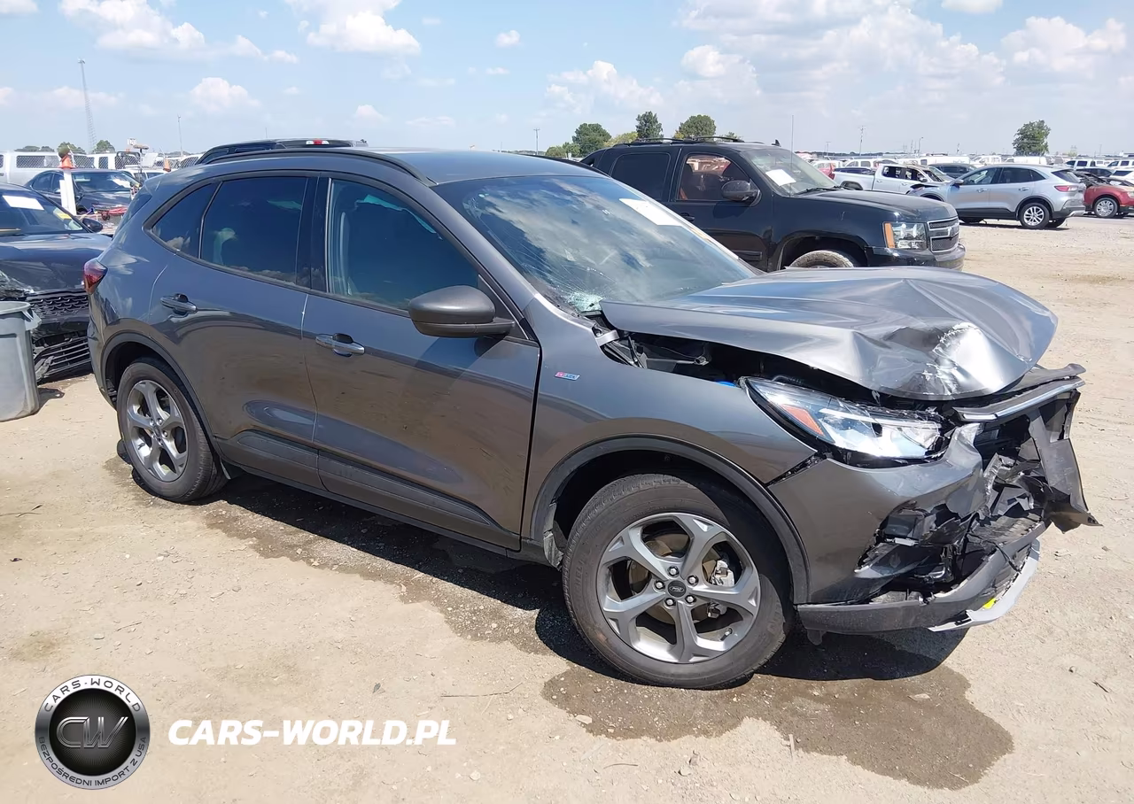2025 Ford Escape St-Line