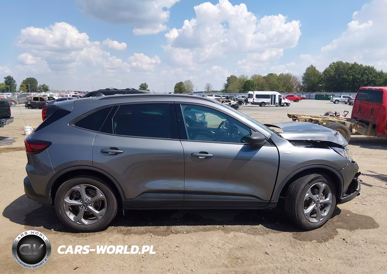 2025 Ford Escape St-Line VIN:1FMCU0MN3SUB16744 - 13