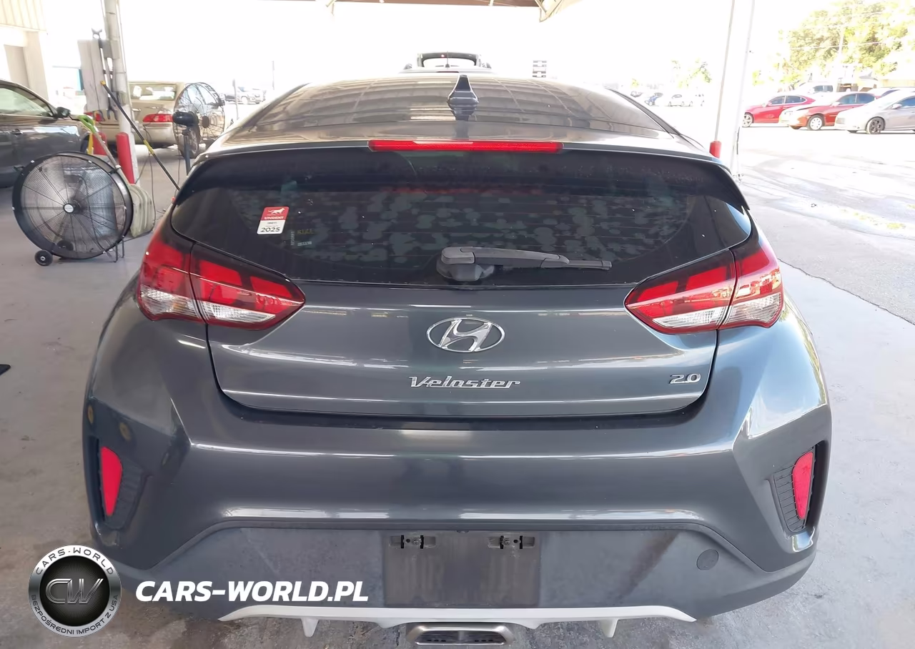 2020 Hyundai Veloster 2.0 VIN:KMHTG6AFXLU025785 - 16