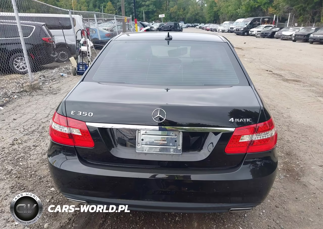 2011 Mercedes-Benz E 350 4Matic VIN:WDDHF8HB9BA438721 - 16