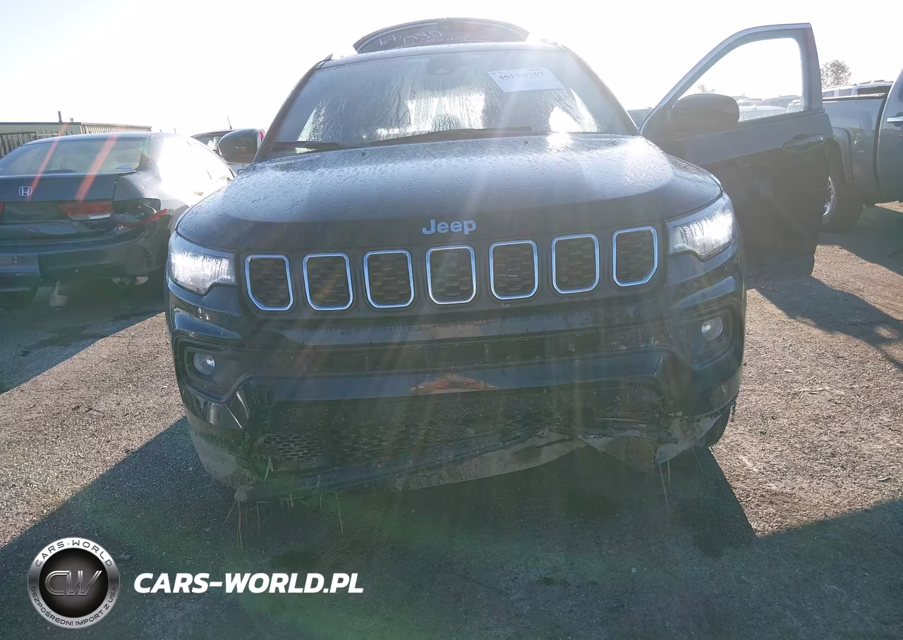 2025 Jeep Compass Latitude 4X4 VIN:3C4NJDBN0ST561064 - 6