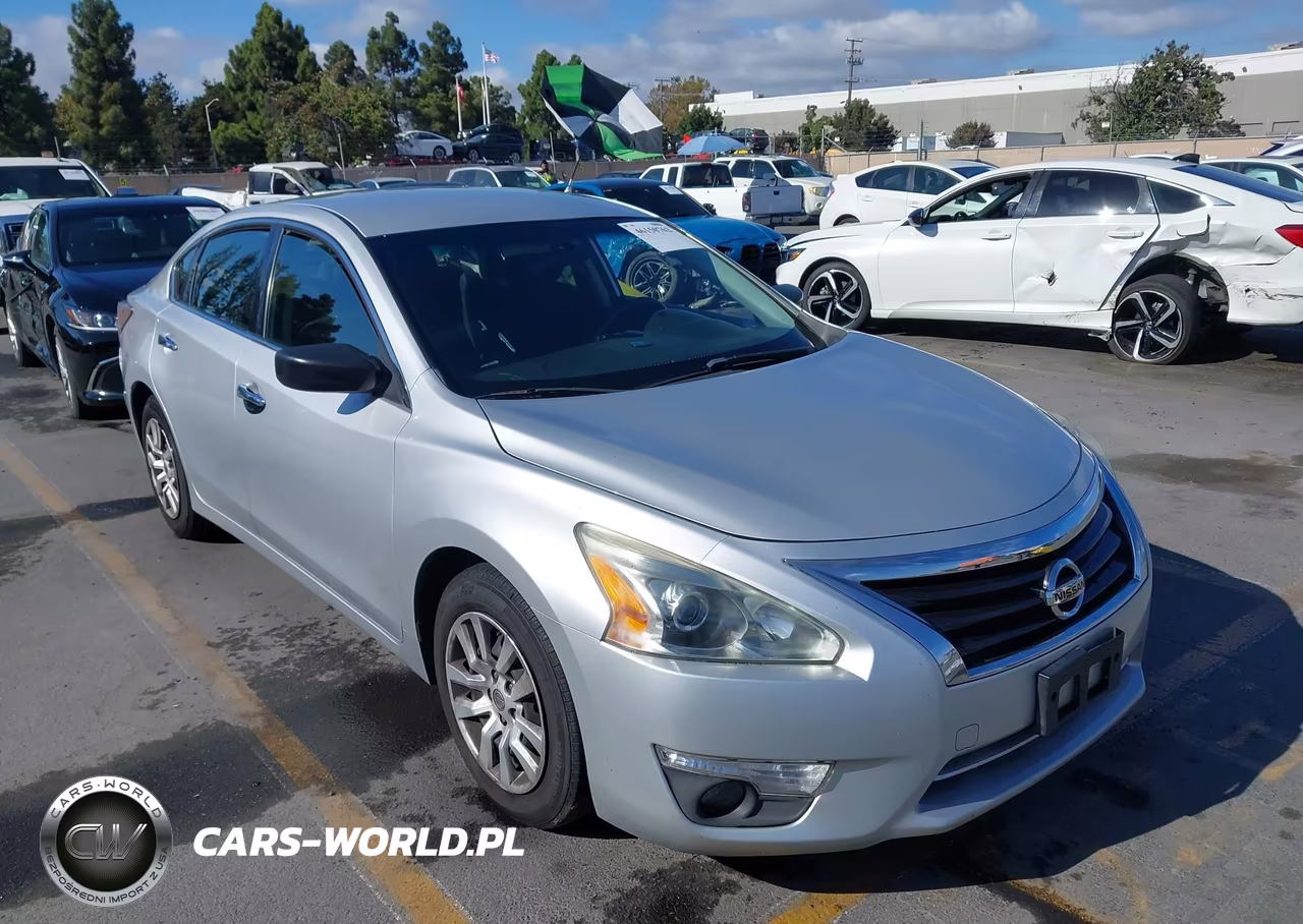 2014 Nissan Altima 2.5 S VIN:1N4AL3AP7EC270153 - 12
