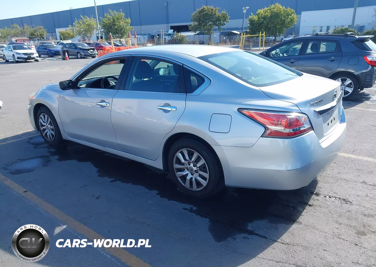 2014 Nissan Altima 2.5 S VIN:1N4AL3AP7EC270153 - 3