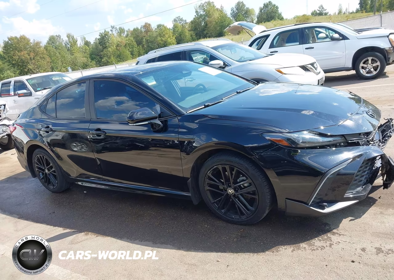2025 Toyota Camry Se VIN:4T1DAACK5SU504584 - 13