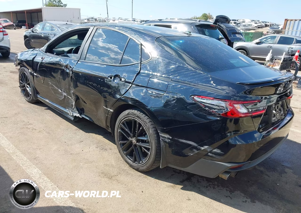 2025 Toyota Camry Se VIN:4T1DAACK5SU504584 - 3