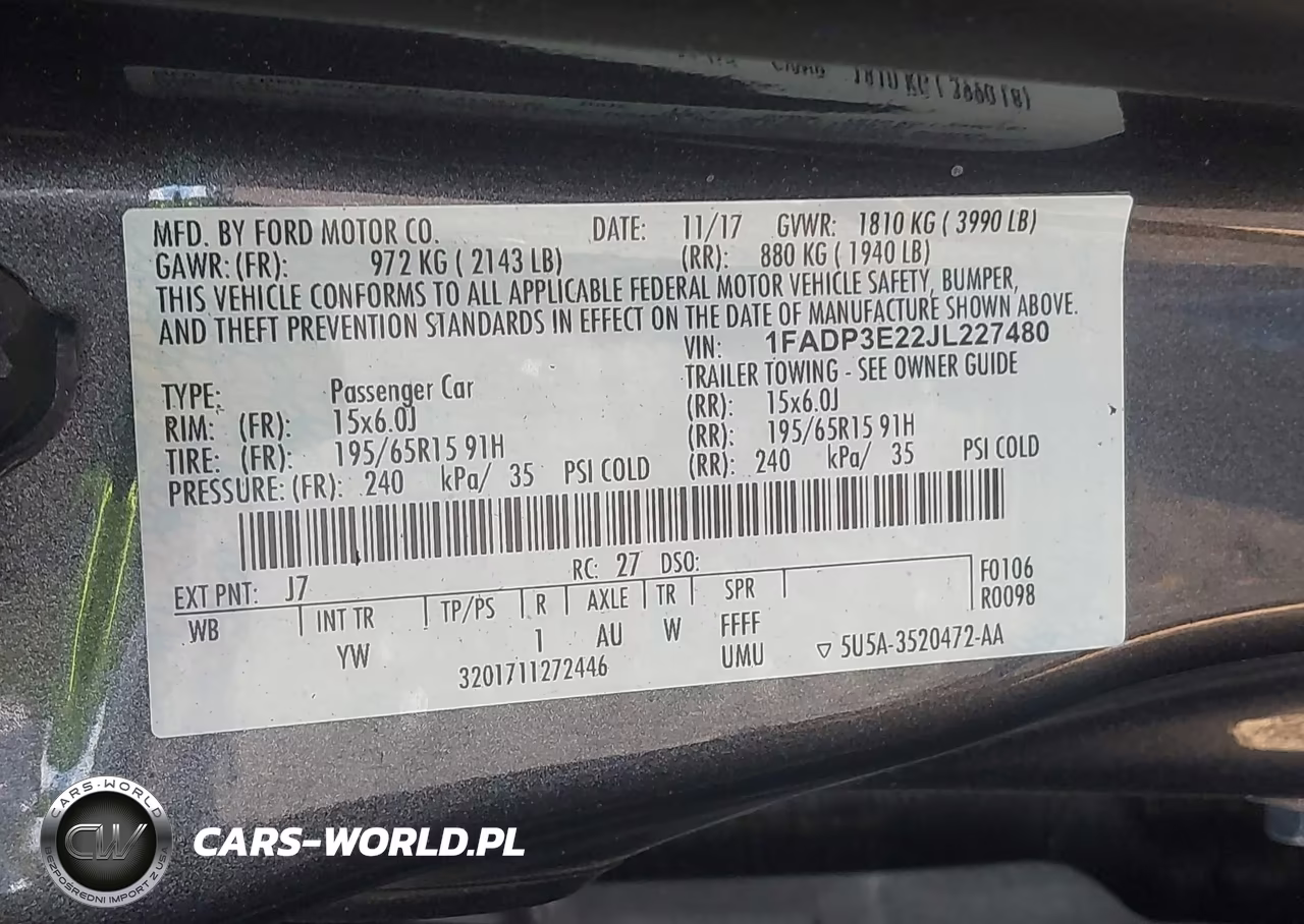 2018 Ford Focus S VIN:1FADP3E22JL227480 - 9