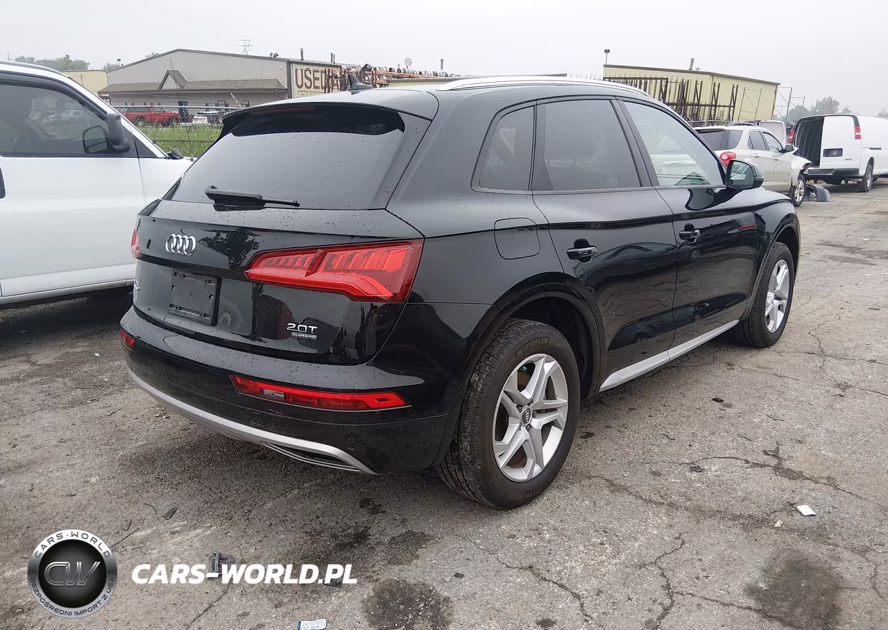 2018 Audi Q5 2.0T Premium-2.0T Tech Premium VIN:WA1ANAFY8J2213254 - 4