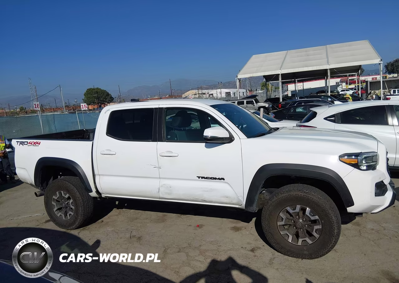 2023 Toyota Tacoma Trd Off Road VIN:3TMCZ5AN6PM550661 - 13
