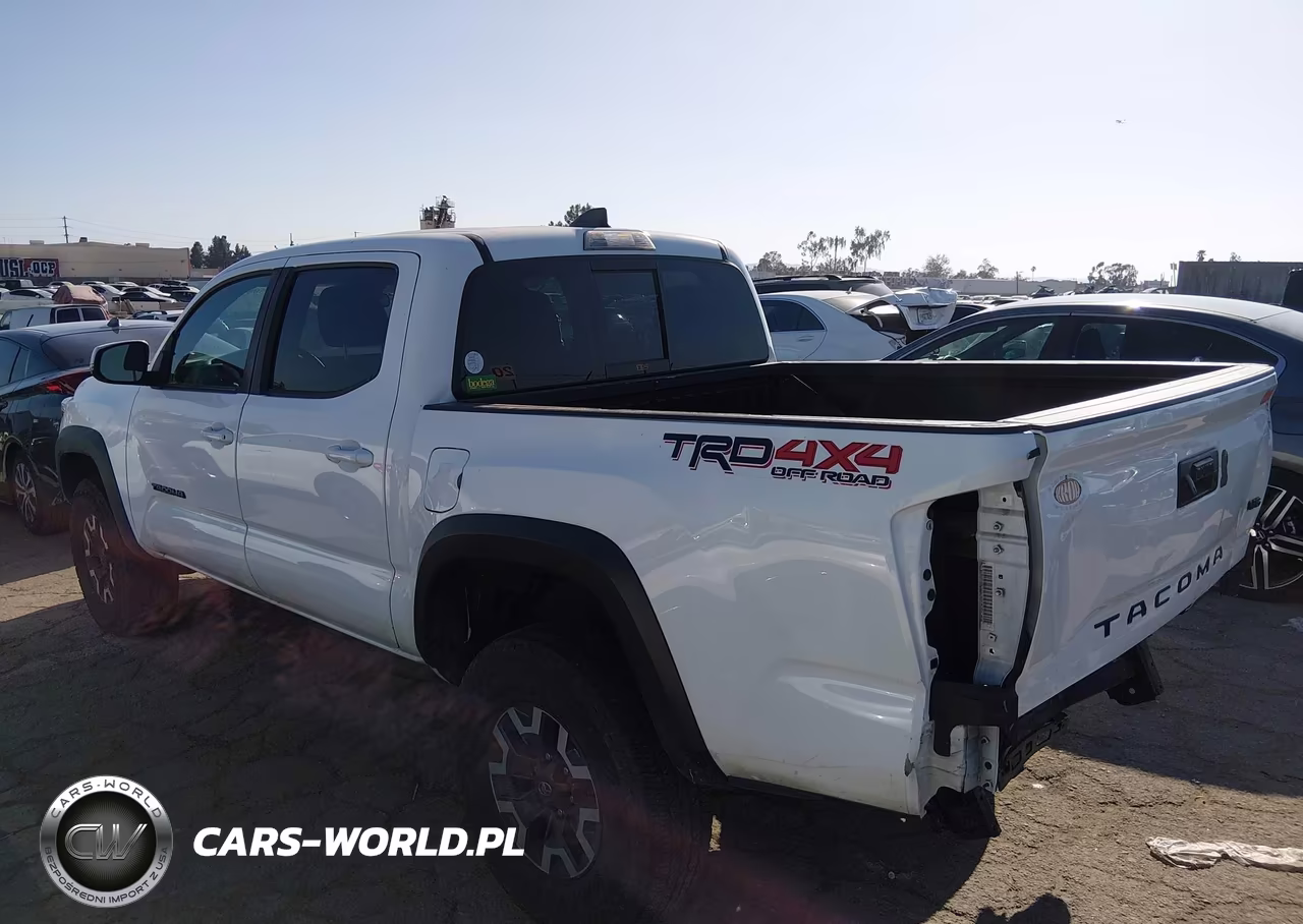 2023 Toyota Tacoma Trd Off Road VIN:3TMCZ5AN6PM550661 - 3