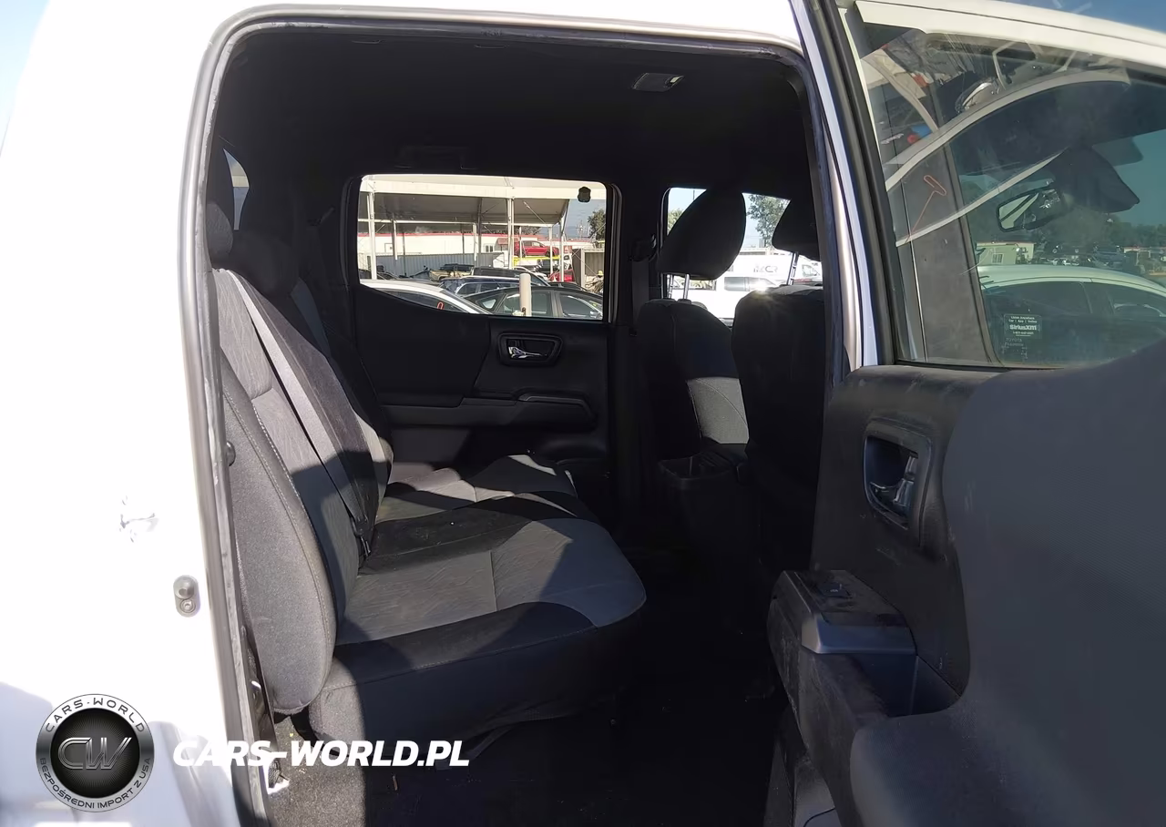 2023 Toyota Tacoma Trd Off Road VIN:3TMCZ5AN6PM550661 - 8