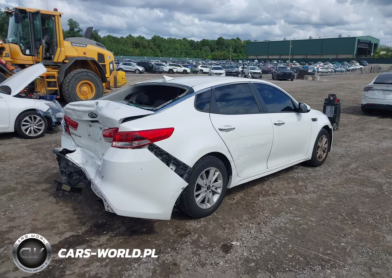 2018 Kia Optima Lx VIN:KNAGT4L35J5198594 - 4