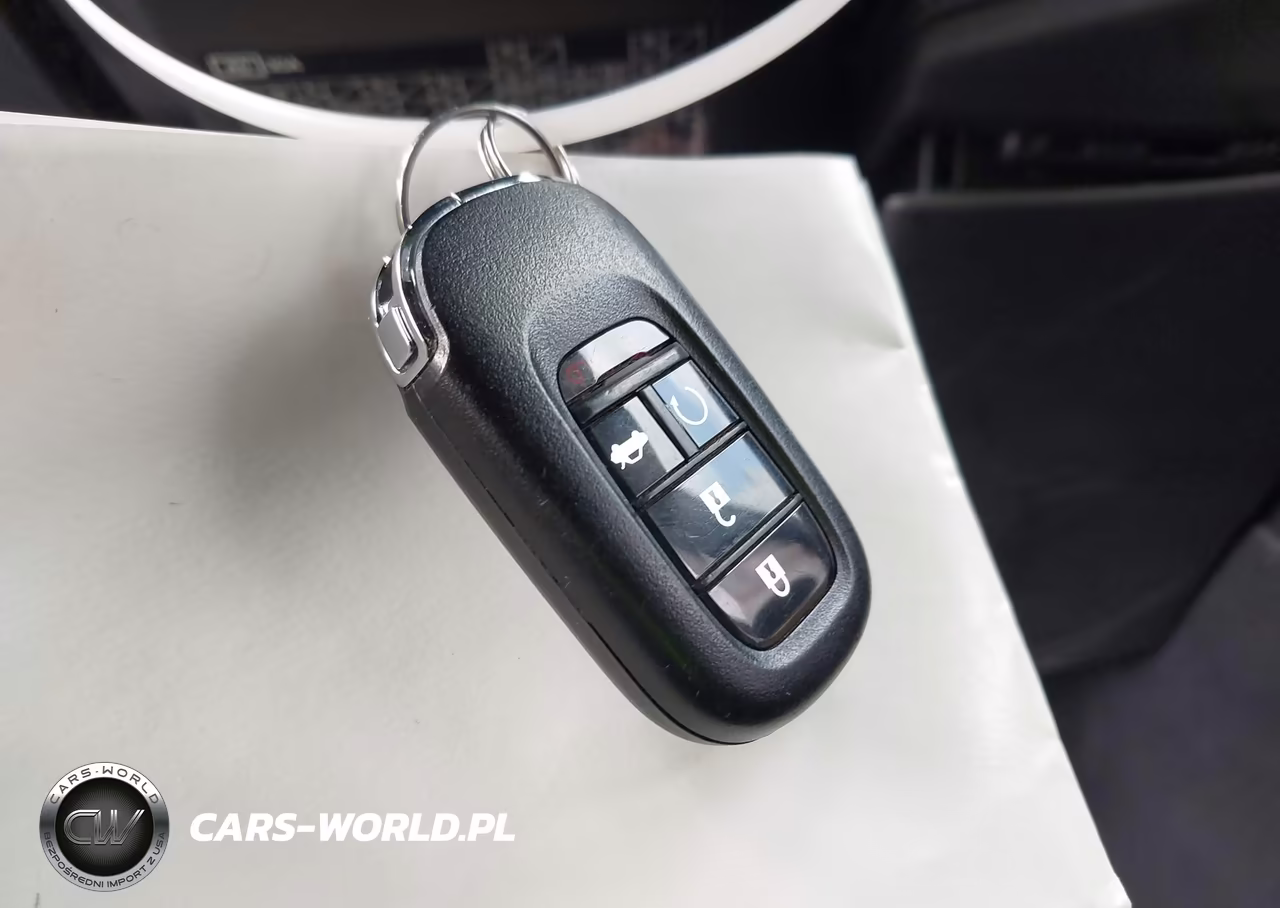 2025 Honda Accord Hybrid Sport VIN:1HGCY2F52SA070392 - 11