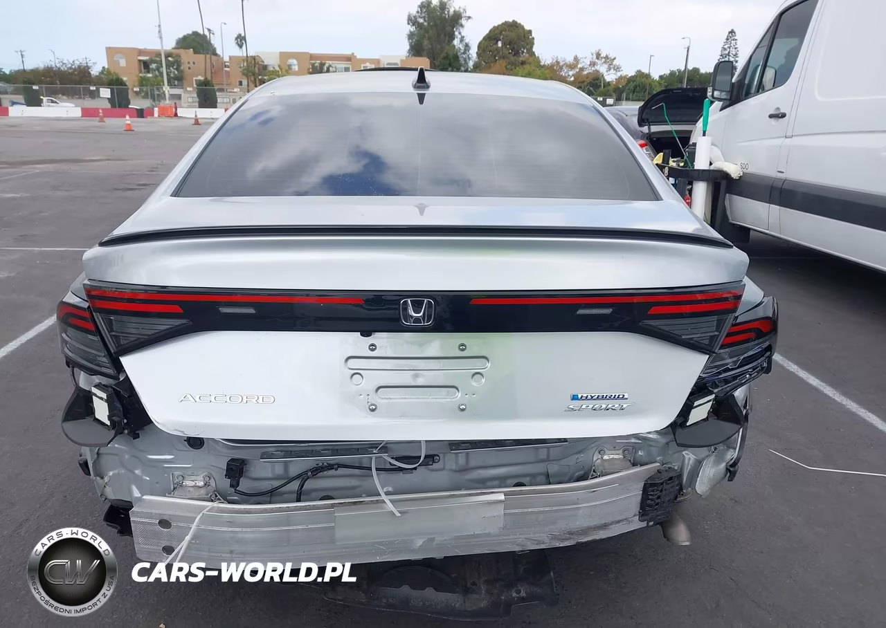 2025 Honda Accord Hybrid Sport VIN:1HGCY2F52SA070392 - 17